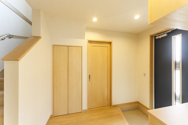 20150323コンパクトな家エントランス